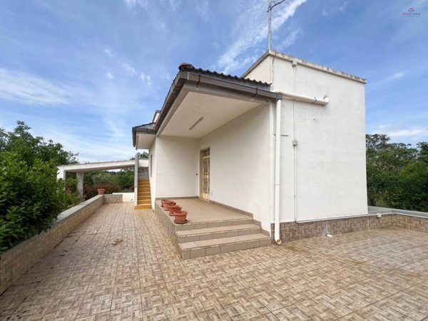 casa indipendente in vendita a Putignano in zona Gorgo di Mola