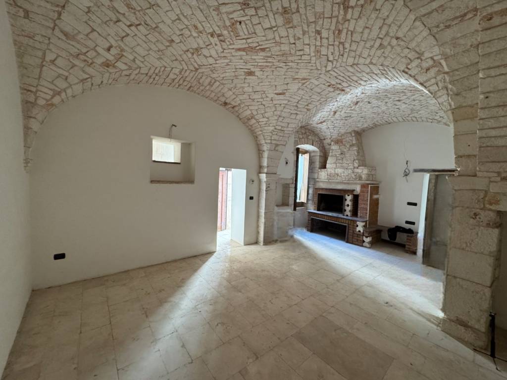 casa indipendente in vendita a Putignano