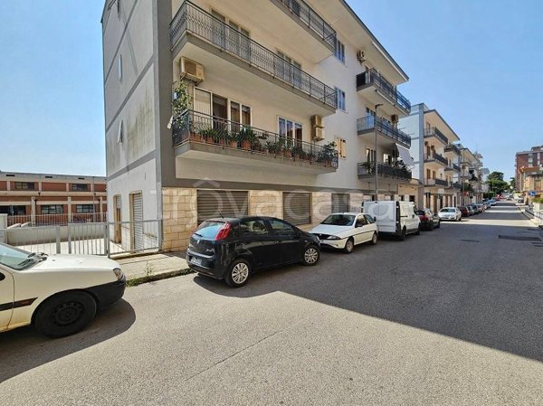 locale commerciale in vendita a Putignano