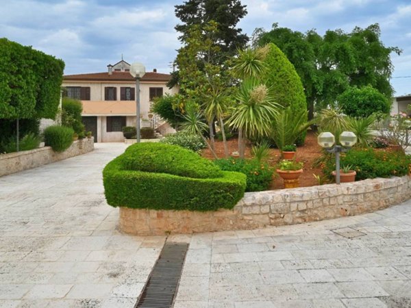 casa indipendente in vendita a Putignano