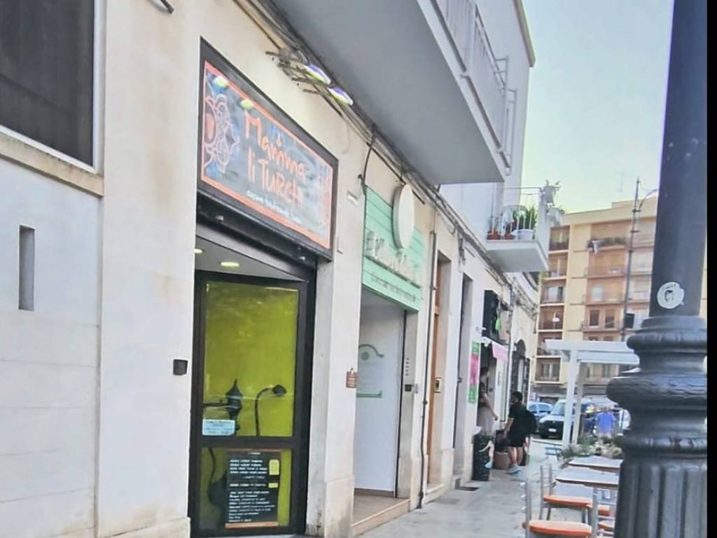 negozio in vendita a Putignano