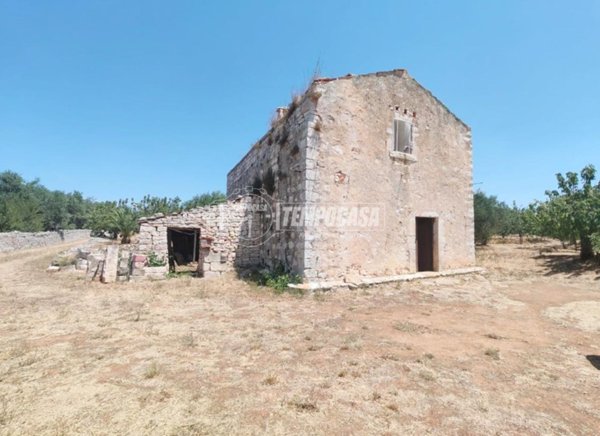 casa indipendente in vendita a Putignano