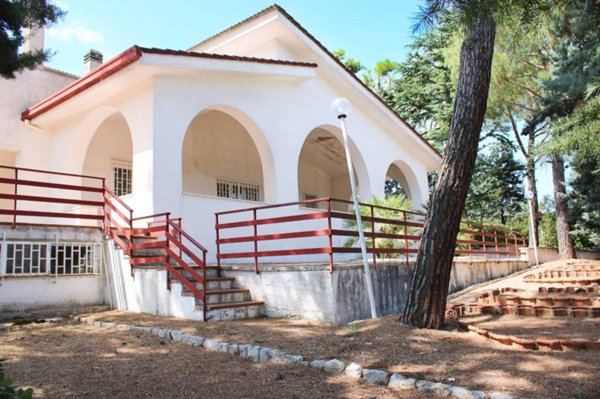 casa indipendente in vendita a Putignano