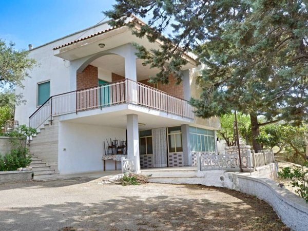 casa indipendente in vendita a Putignano
