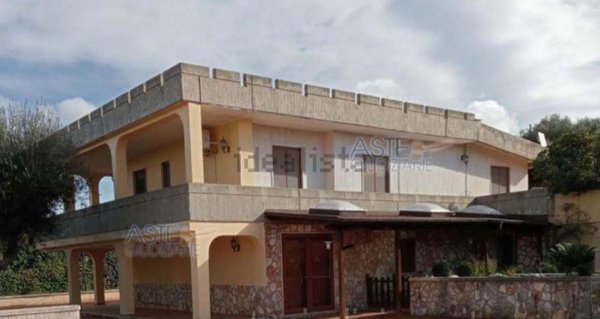 casa indipendente in vendita a Putignano