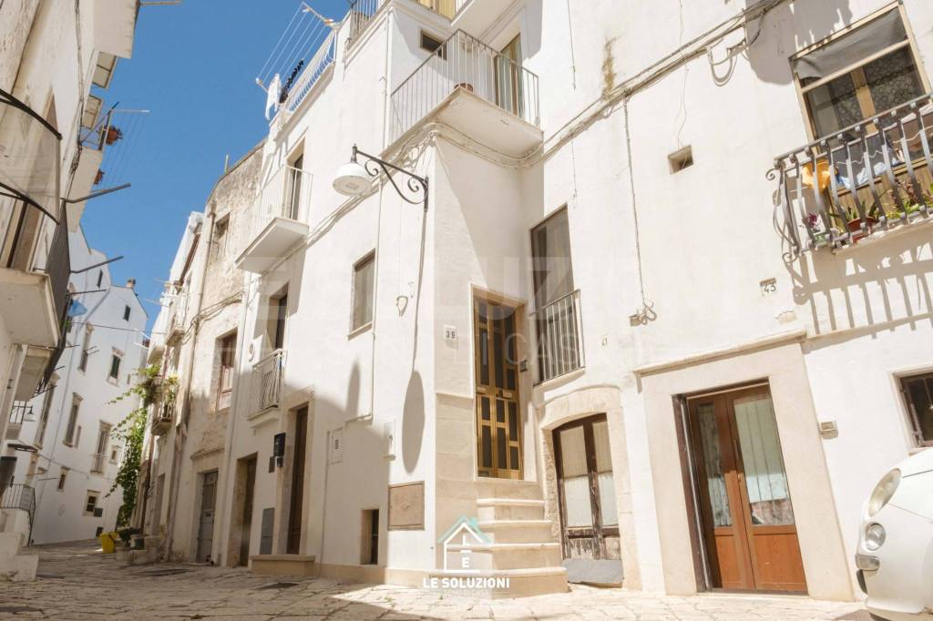 casa indipendente in vendita a Putignano