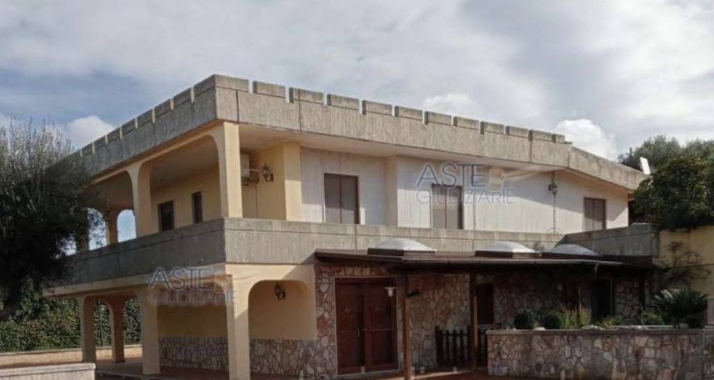 casa indipendente in vendita a Putignano