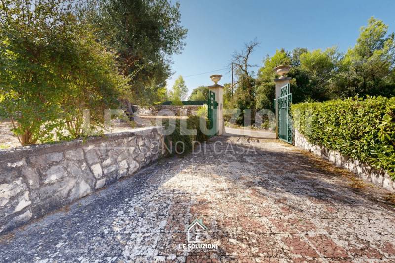 casa indipendente in vendita a Putignano