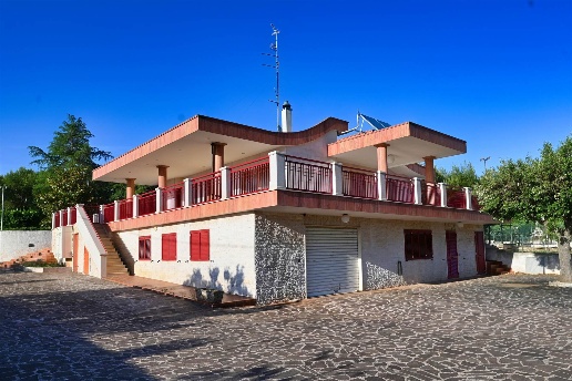 casa indipendente in vendita a Putignano