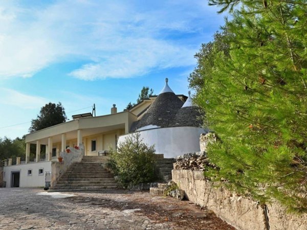 casa indipendente in vendita a Putignano