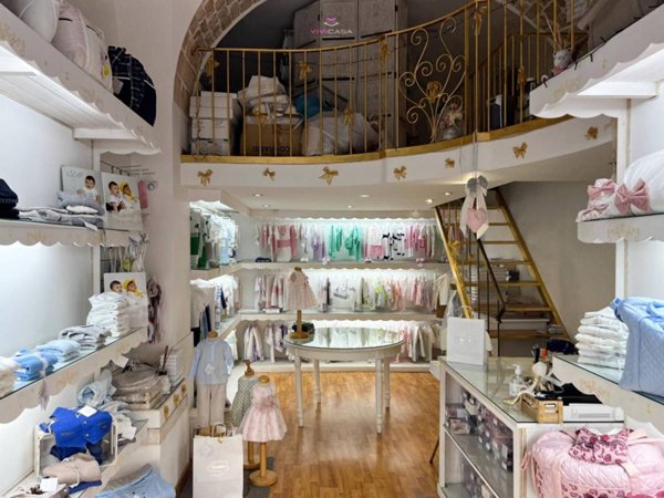 negozio in vendita a Putignano