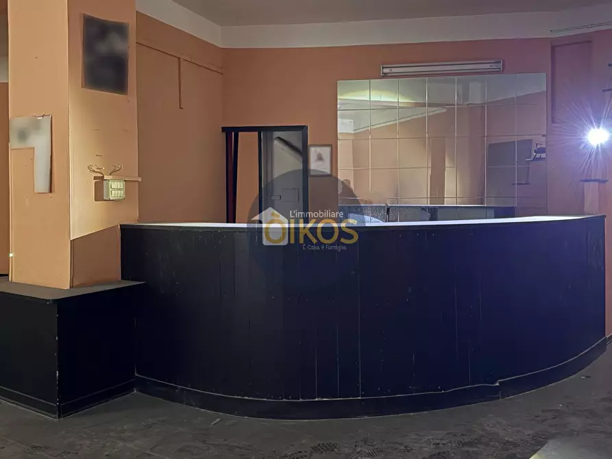 locale commerciale in vendita a Putignano