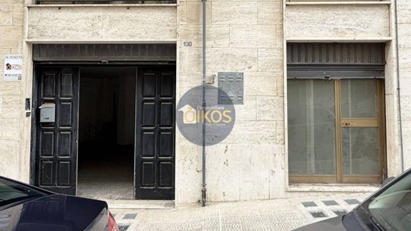 negozio in vendita a Putignano