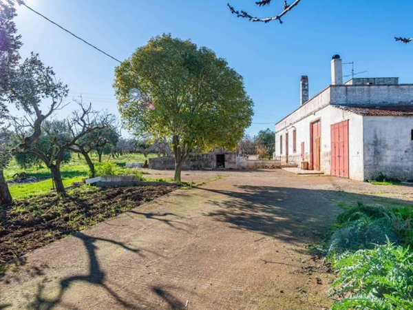 casa indipendente in vendita a Putignano