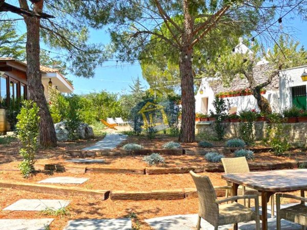 casa indipendente in vendita a Putignano