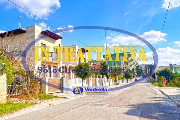 casa indipendente in vendita a Putignano