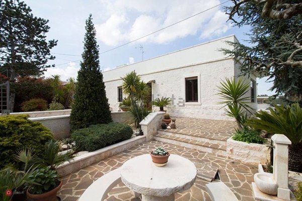 casa indipendente in vendita a Putignano