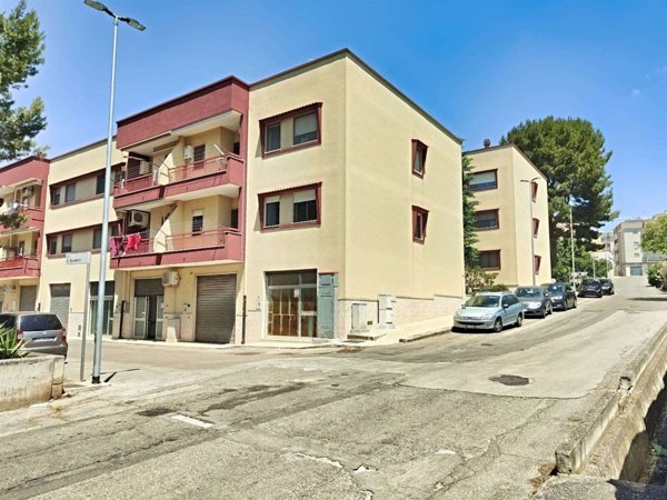 casa indipendente in vendita a Putignano