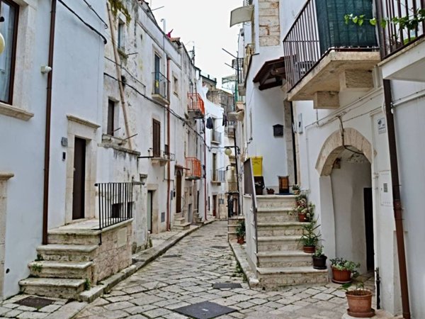 casa indipendente in vendita a Putignano