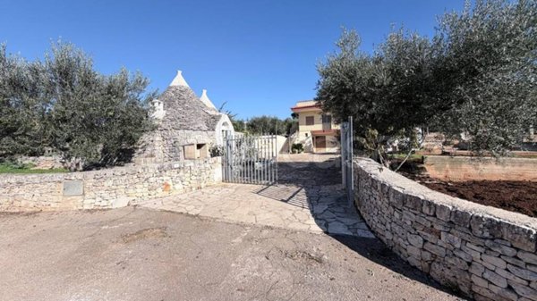 casa indipendente in vendita a Putignano