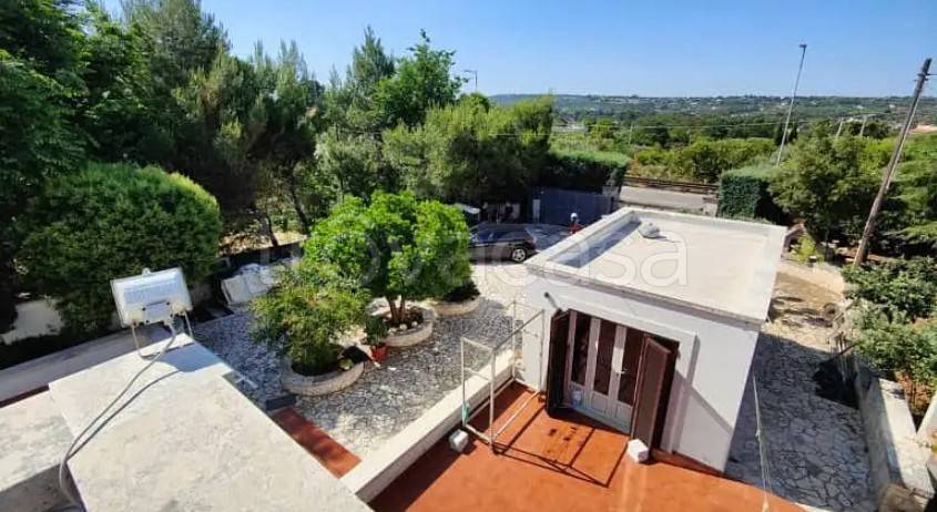 casa indipendente in vendita a Putignano