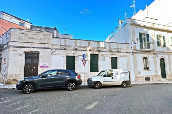 ufficio in vendita a Putignano