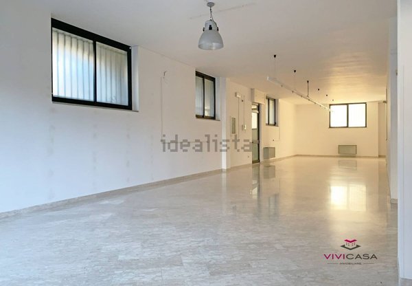 ufficio in vendita a Putignano