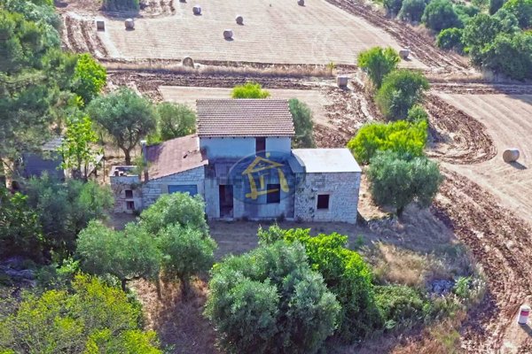 casa indipendente in vendita a Putignano
