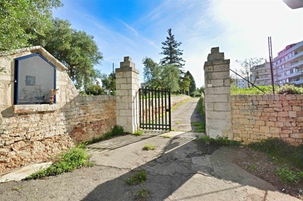 casa indipendente in vendita a Putignano