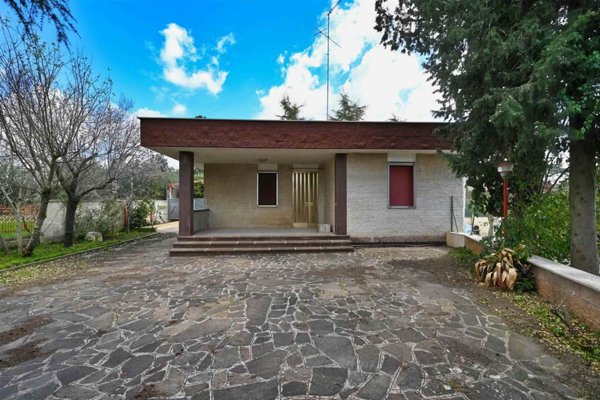 casa indipendente in vendita a Putignano
