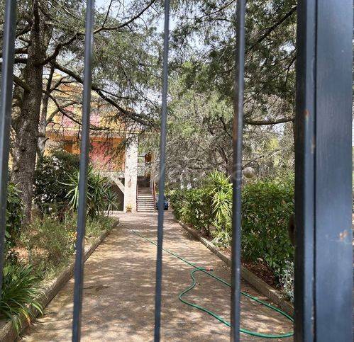 casa indipendente in vendita a Putignano