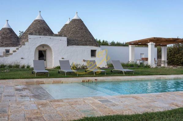 casa indipendente in vendita a Putignano