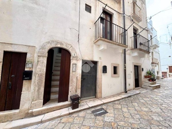 casa semindipendente in vendita a Putignano