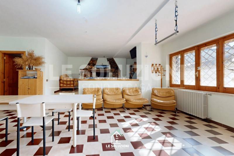 casa indipendente in vendita a Putignano