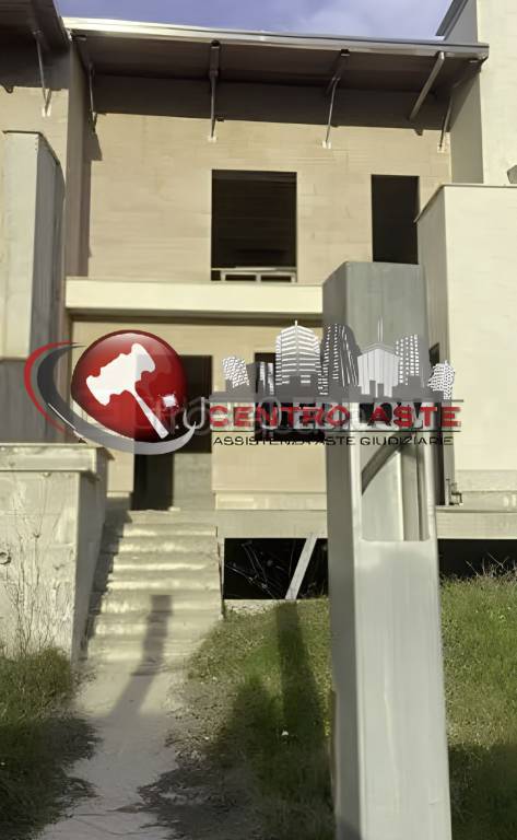 casa indipendente in vendita a Putignano