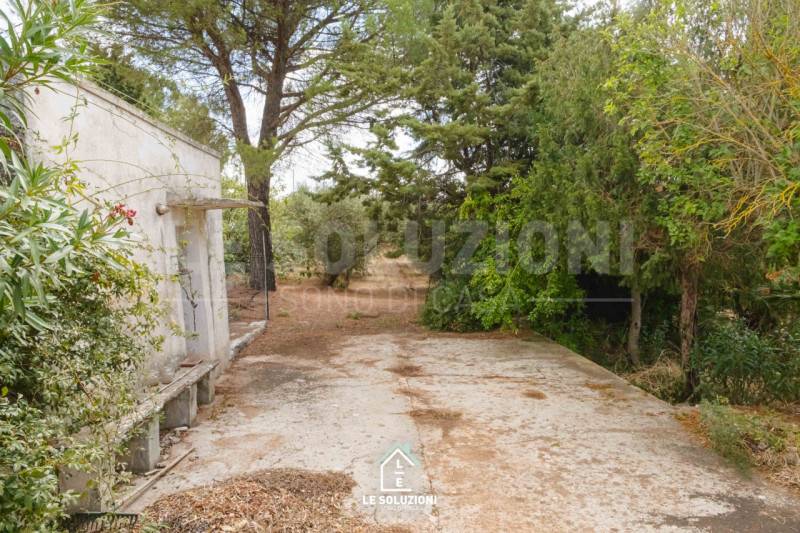 casa indipendente in vendita a Putignano