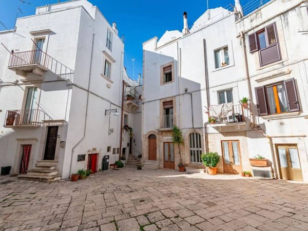 casa indipendente in vendita a Putignano