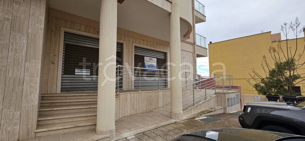locale commerciale in vendita a Putignano