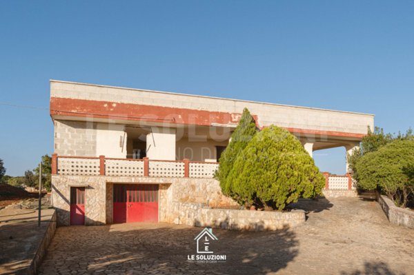 casa indipendente in vendita a Putignano