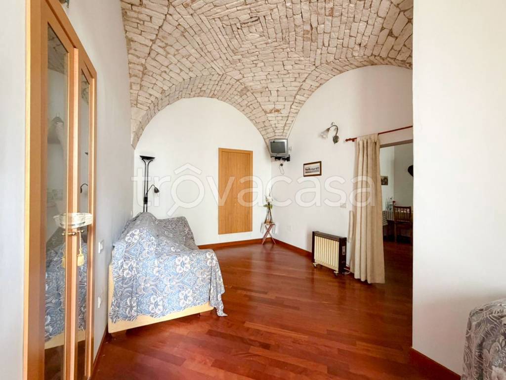 casa indipendente in vendita a Putignano