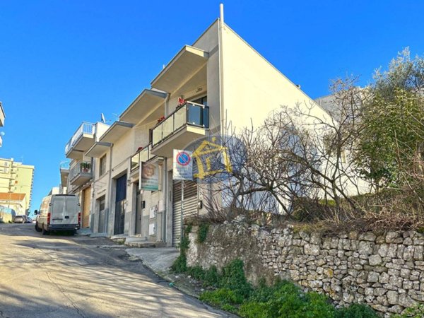 negozio in vendita a Putignano