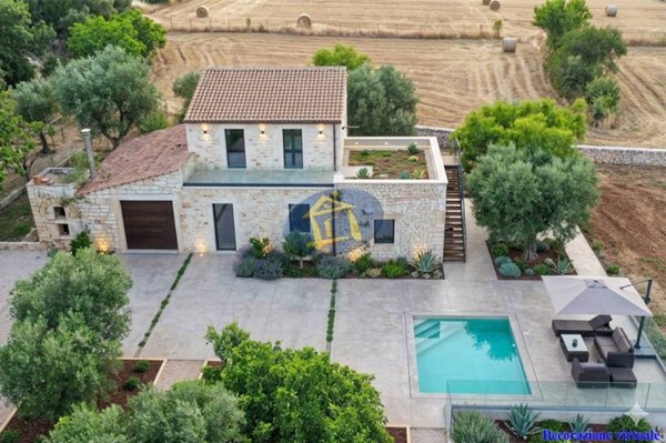 casa indipendente in vendita a Putignano in zona San Michele