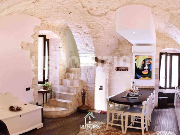 casa indipendente in vendita a Putignano