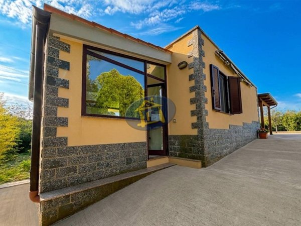 casa indipendente in vendita a Putignano