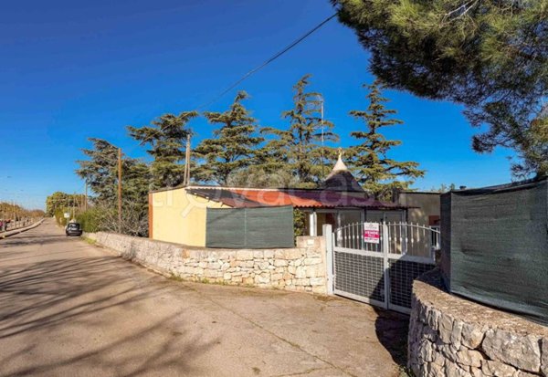 casa indipendente in vendita a Putignano