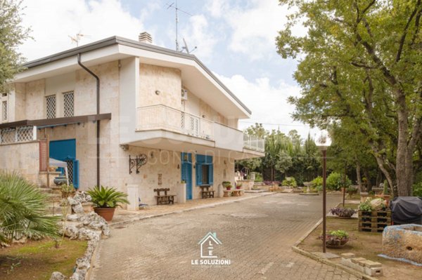 casa indipendente in vendita a Putignano