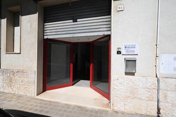 ufficio in vendita a Putignano