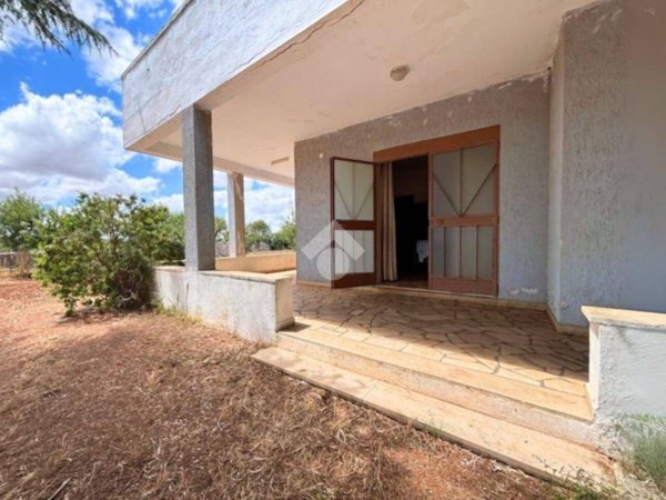 casa indipendente in vendita a Putignano