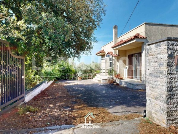 casa indipendente in vendita a Putignano
