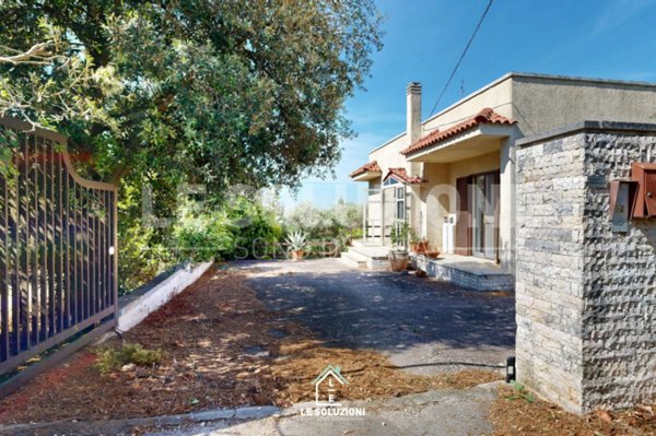 casa indipendente in vendita a Putignano